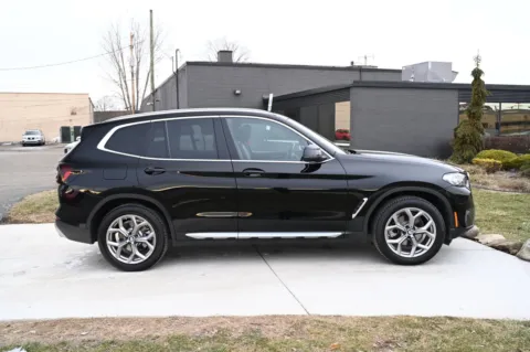 More photos of 2022 BMW X3 xDrive30i at City of Cars, MI