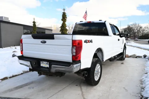 More photos of 2022 Ford Super Duty F-250 SRW XLT at City of Cars, MI