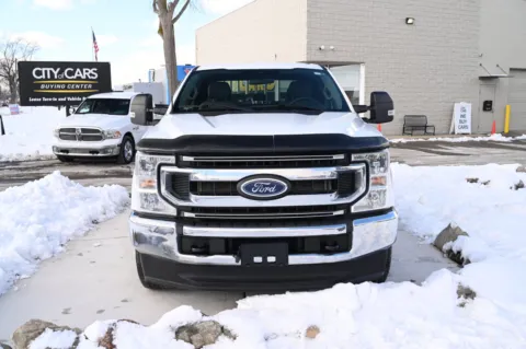 Photos of 2022 Ford Super Duty F-250 SRW XLT for sale in Troy, MI at City of Cars