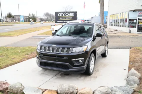 Black 2019 Jeep Compass Latitude 4x4 for sale in Troy, MI