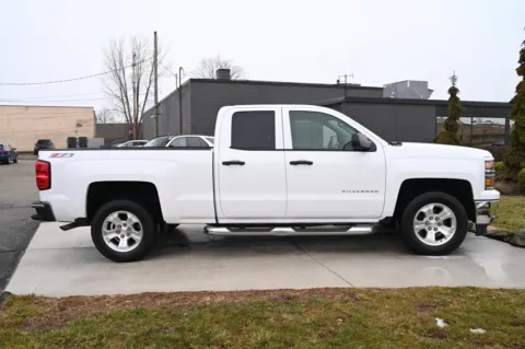 More photos of 2014 Chevrolet Silverado 1500 2LT at City of Cars, MI