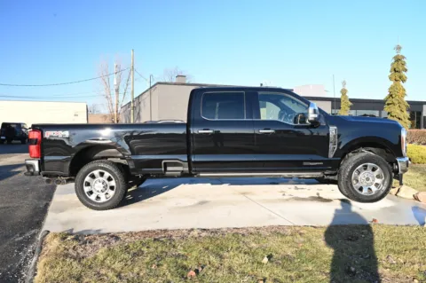 More photos of 2024 Ford F-350 King Ranch at City of Cars, MI