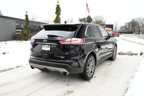 More photos of 2019 Ford Edge Titanium at City of Cars, MI