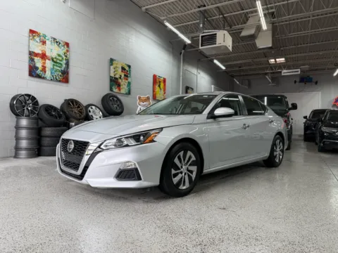 Silver 2020 Nissan Altima S FWD for sale in Troy, MI