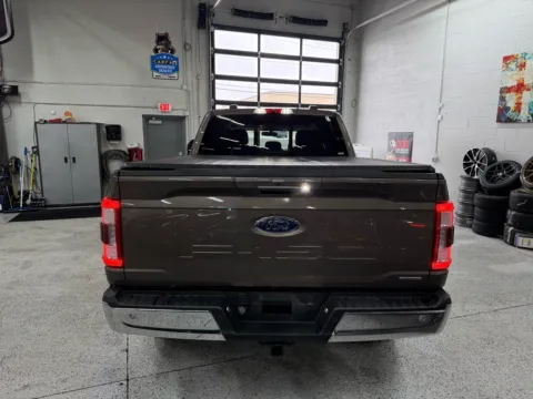 More photos of 2021 Ford F-150 LARIAT at City of Cars, MI