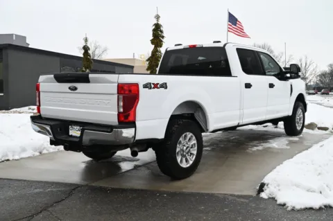 More photos of 2022 Ford F-250 XLT at City of Cars, MI