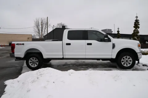 More photos of 2022 Ford F-250 XLT at City of Cars, MI