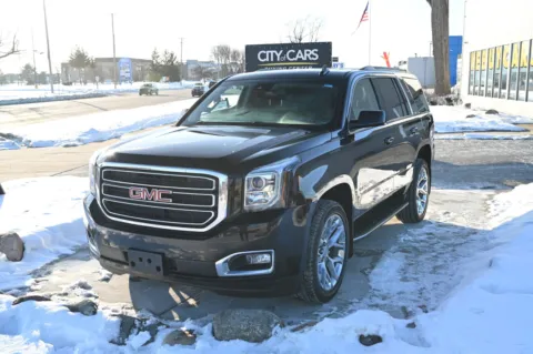 Black 2017 GMC Yukon SLT for sale in Troy, MI