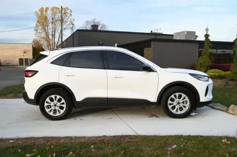 More photos of 2024 Ford Escape Active at City of Cars, MI