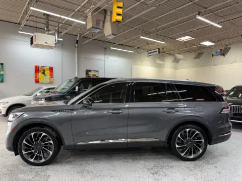 Photos of 2023 Lincoln Aviator Reserve for sale in Troy, MI at City of Cars