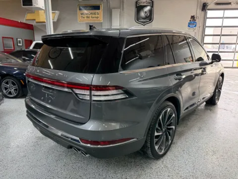 More photos of 2023 Lincoln Aviator Reserve at City of Cars, MI