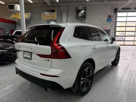 More photos of 2018 Volvo XC60 T6 Momentum at City of Cars, MI