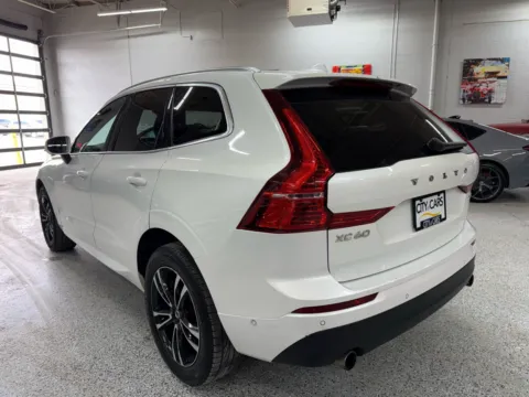 Another view of 2018 Volvo XC60 T6 Momentum for sale in Troy, MI at City of Cars