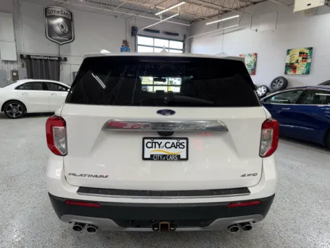 More photos of 2021 Ford Explorer Platinum at City of Cars, MI
