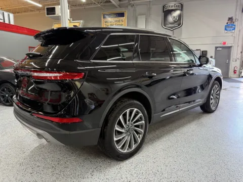 More photos of 2024 Lincoln Corsair Reserve at City of Cars, MI