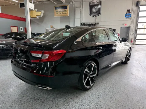 More photos of 2022 Honda Accord Sport 2.0T at City of Cars, MI