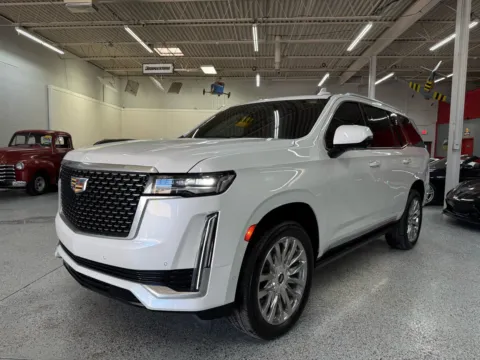 White 2023 Cadillac Escalade 4WD Premium Luxury for sale in Troy, MI