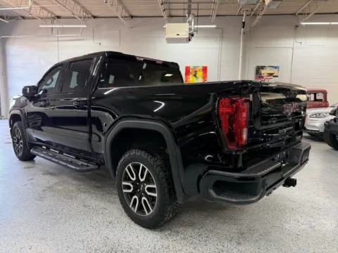 Another view of 2022 GMC Sierra 1500 AT4 for sale in Troy, MI at City of Cars