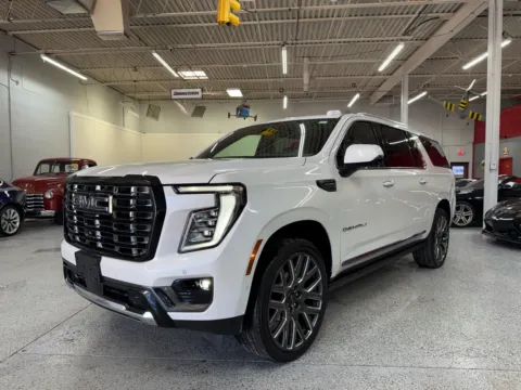 White 2025 GMC Yukon XL Denali Ultimate 4WD for sale in Troy, MI