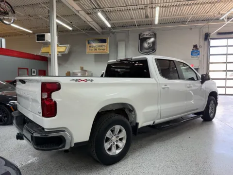 More photos of 2021 Chevrolet Silverado 1500 LT at City of Cars, MI