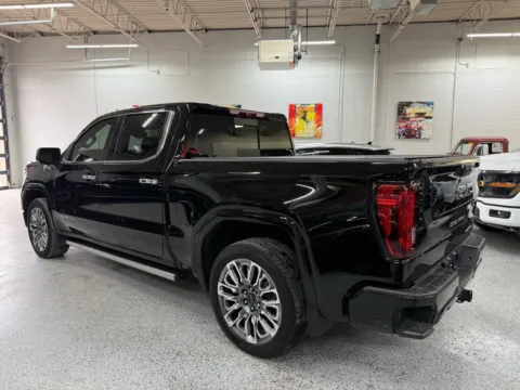 Another view of 2025 GMC Sierra 1500 Crew Cab, Short Bed, Denali Ultimate, 4WD for sale in Troy, MI at City of Cars