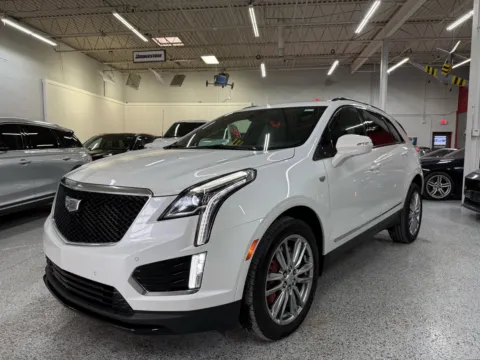 White 2024 Cadillac XT5 AWD Sport for sale in Troy, MI