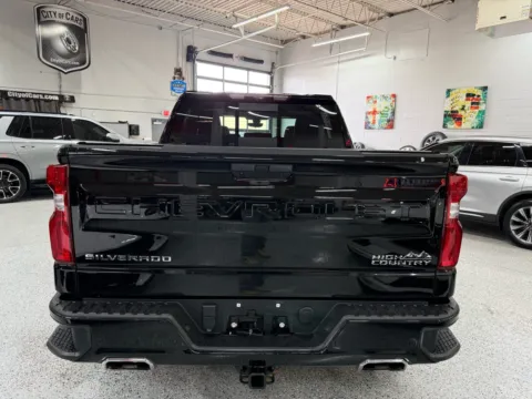 More photos of 2021 Chevrolet Silverado 1500 High Country at City of Cars, MI