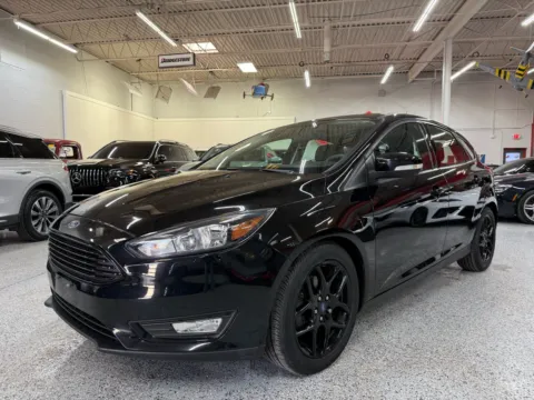 Black 2018 Ford Focus SEL for sale in Troy, MI