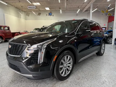 Black 2023 Cadillac XT4 AWD Premium Luxury for sale in Troy, MI