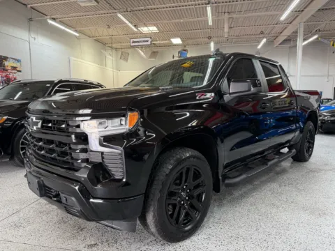 Black 2024 Chevrolet Silverado 1500 RST for sale in Troy, MI