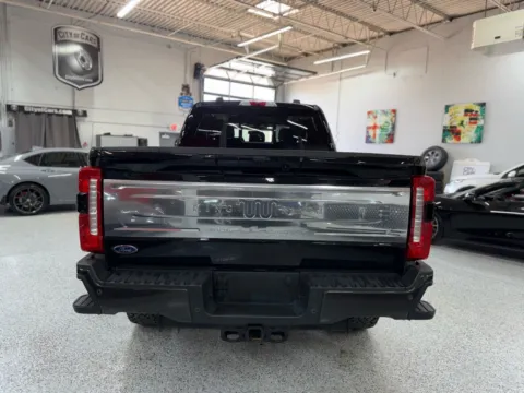 More photos of 2024 Ford F-250 King Ranch at City of Cars, MI