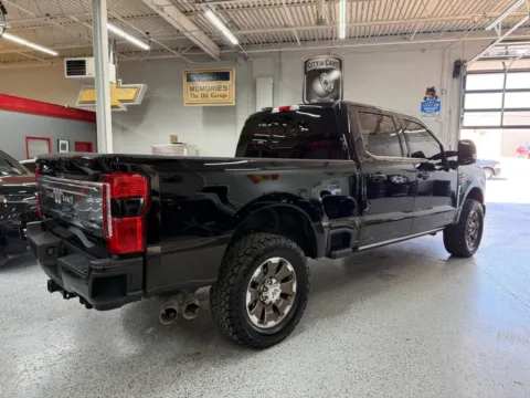 More photos of 2024 Ford F-250 King Ranch at City of Cars, MI