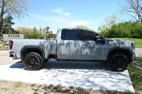More photos of 2024 GMC Sierra 2500HD AT4 at City of Cars, MI