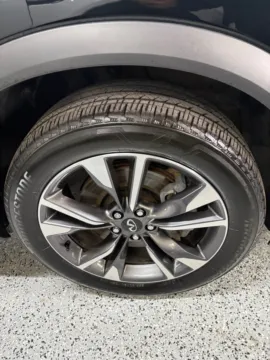 More photos of 2023 INFINITI QX60 LUXE AWD at City of Cars, MI