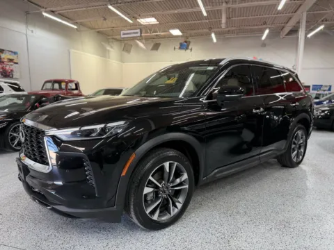 Black 2023 INFINITI QX60 LUXE AWD for sale in Troy, MI