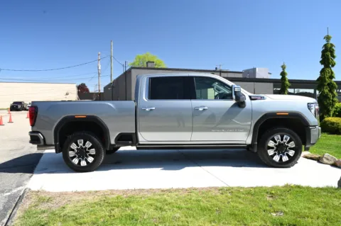 More photos of 2024 GMC Sierra 2500HD Denali at City of Cars, MI
