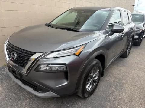 Gray 2022 Nissan Rogue S for sale in Troy, MI