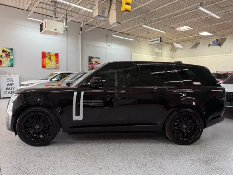 Photos of 2024 Land Rover Range Rover P530 Autobiography for sale in Troy, MI at City of Cars