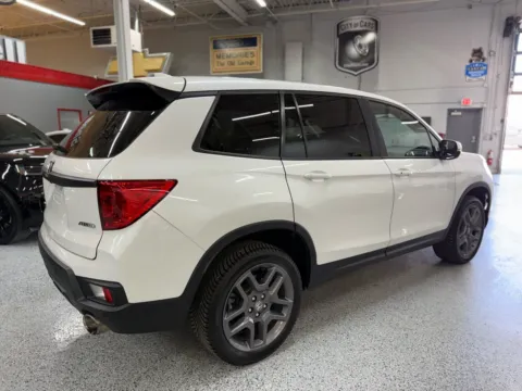 More photos of 2022 Honda Passport AWD EX-L at City of Cars, MI