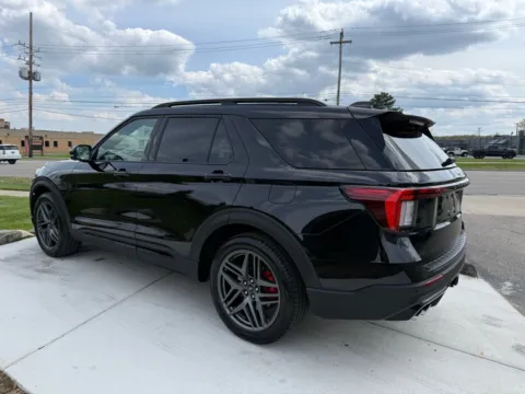 Another view of 2025 Ford Explorer ST for sale in Troy, MI at City of Cars