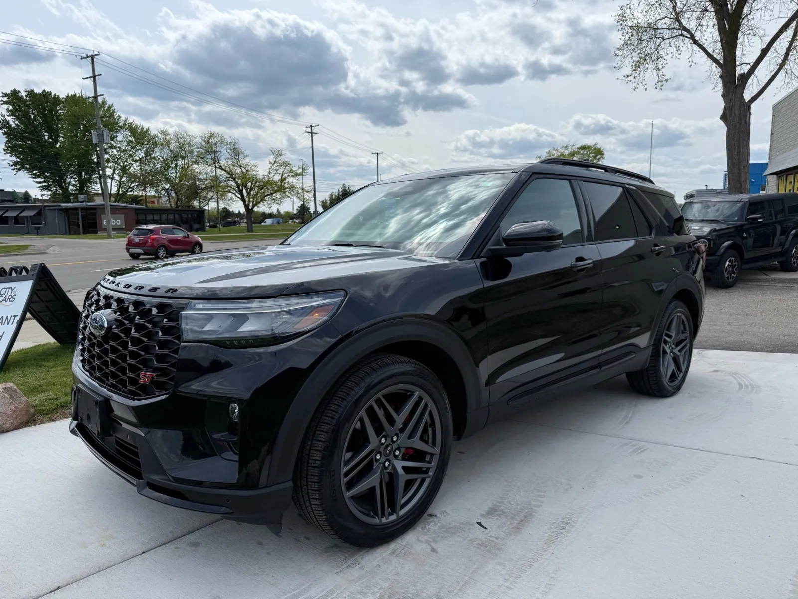 Black 2025 Ford Explorer ST for sale in Troy, MI