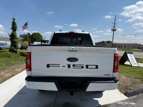 More photos of 2022 Ford F-150 XLT at City of Cars, MI