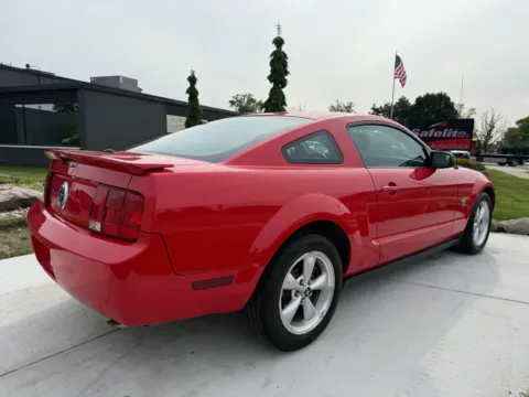 More photos of 2009 Ford Mustang V6 at City of Cars, MI