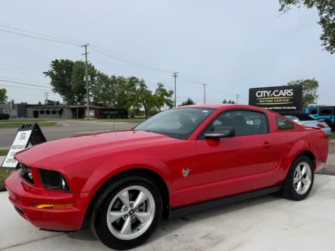 Red 2009 Ford Mustang V6 for sale in Troy, MI