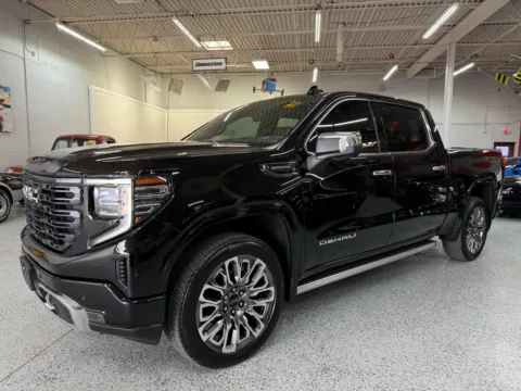 Black 2026 GMC Sierra 1500 Crew Cab, Short Bed, Denali Ultimate, 4WD for sale in Troy, MI