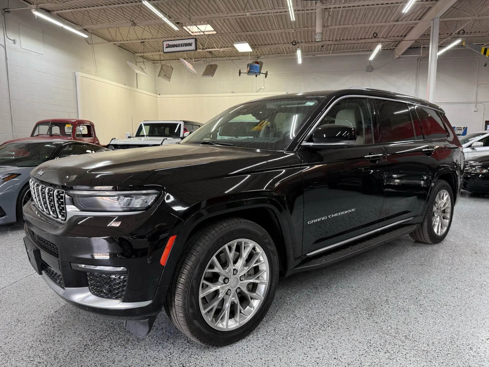 Black 2021 Jeep Grand Cherokee L Summit for sale in Troy, MI