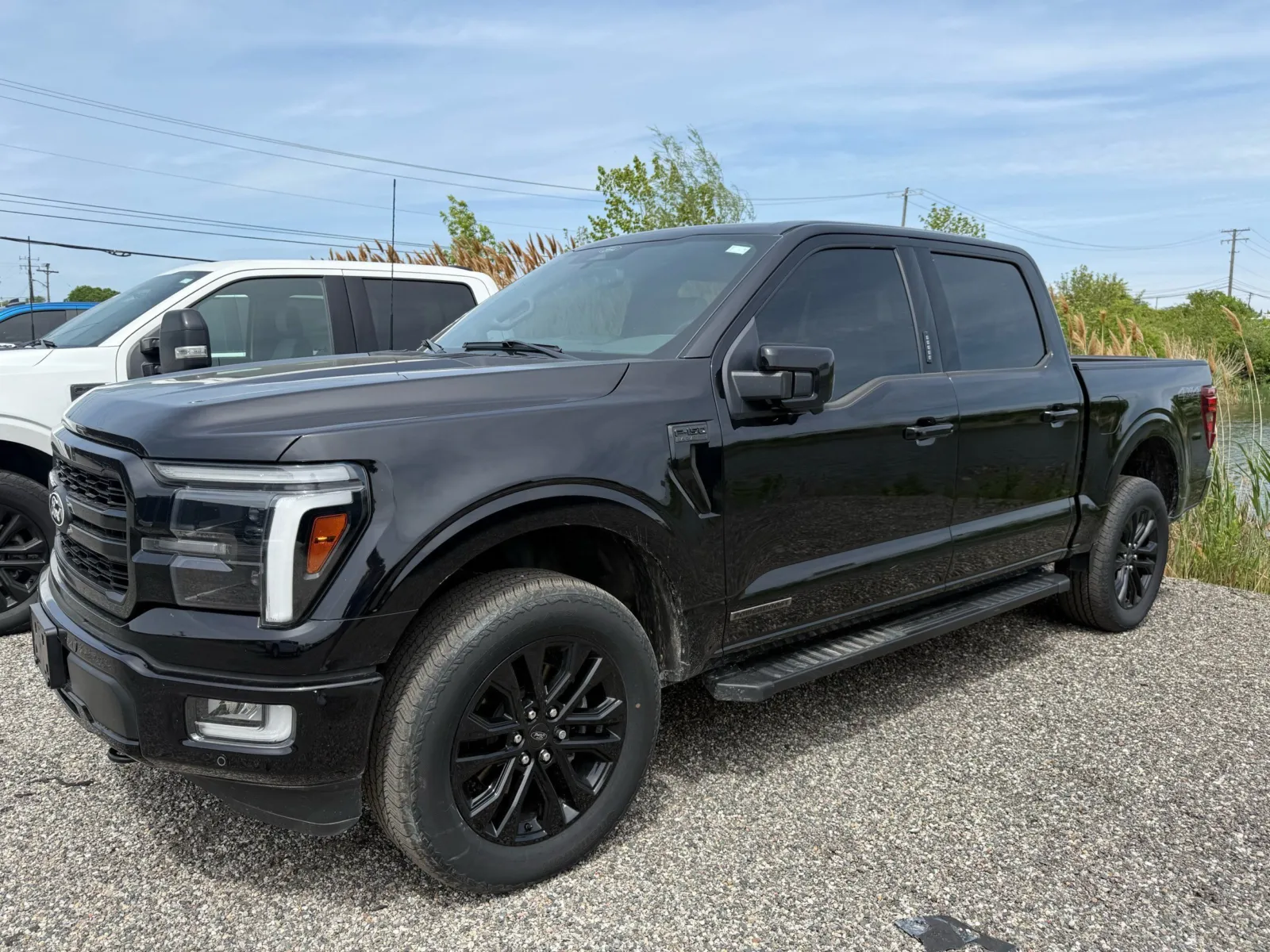 2024 Ford F-150 Lariat 4x4 SuperCrew 145 in's photo