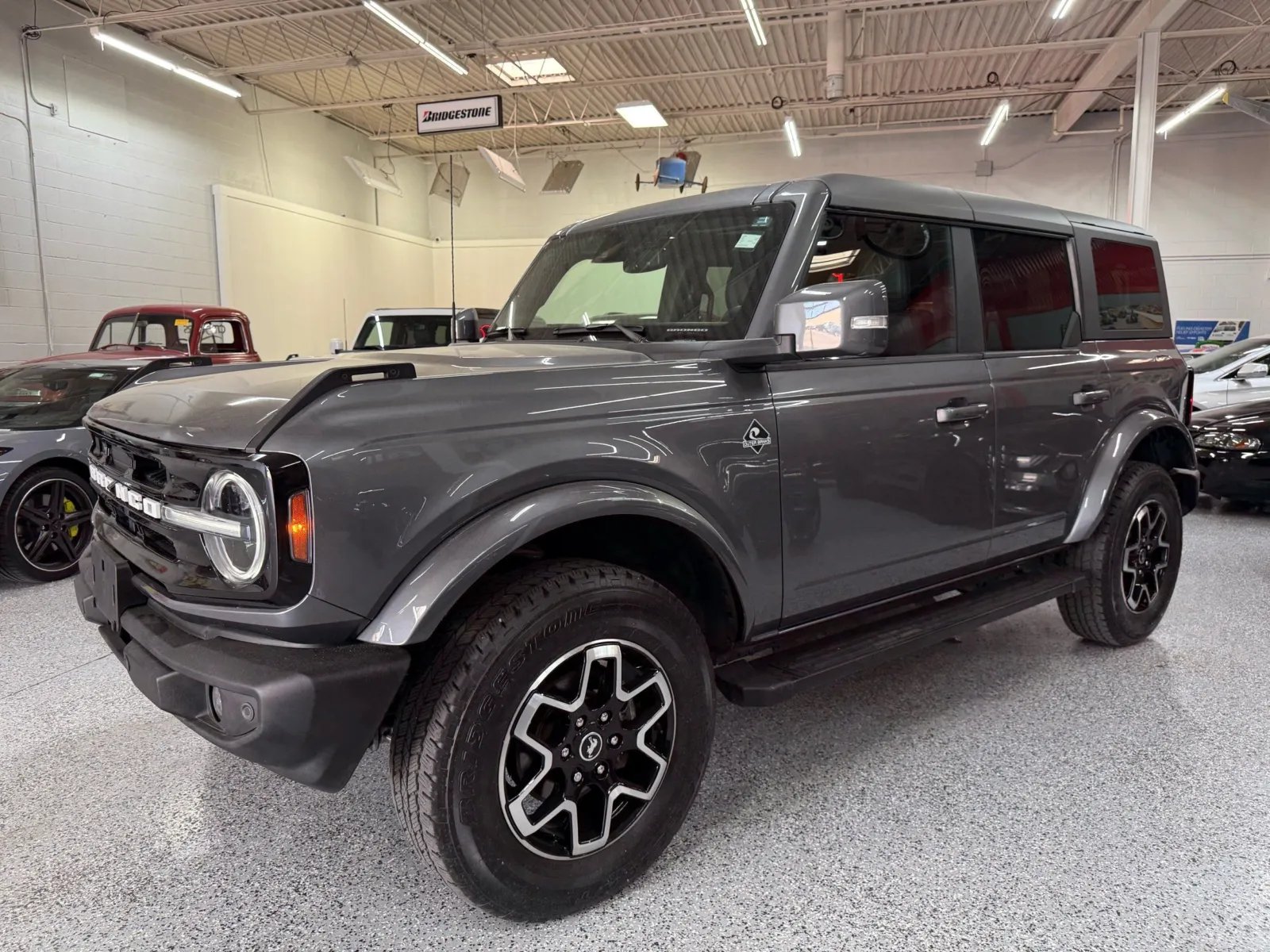 Gray 2024 Ford Bronco Outer Banks for sale in Troy, MI