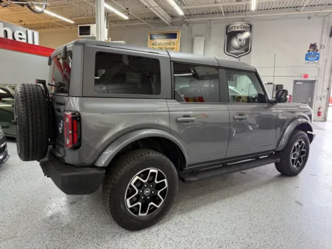 More photos of 2024 Ford Bronco Outer Banks at City of Cars, MI