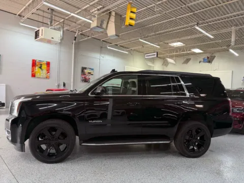 Photos of 2020 GMC Yukon 4WD SLE for sale in Troy, MI at City of Cars